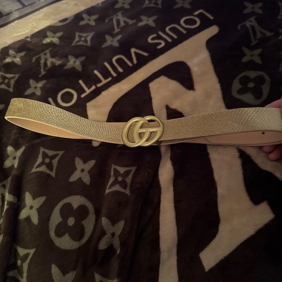 S.L. Fashions Accessories - S.L. Fashions Gold-Tone Buckle Textured Beige Belt